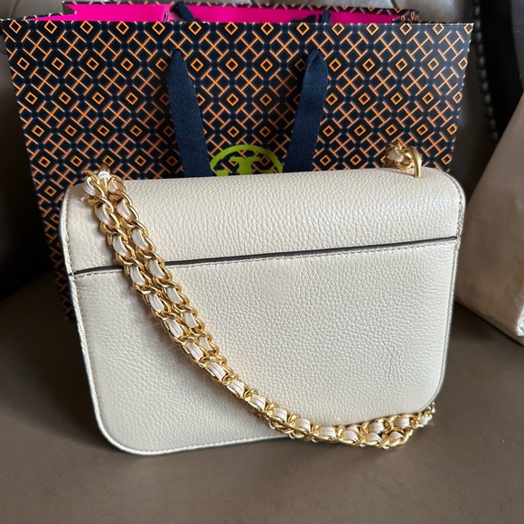 Tory Burch New Cream Leather Britten Shoulder Bag - Picture 6 of 16